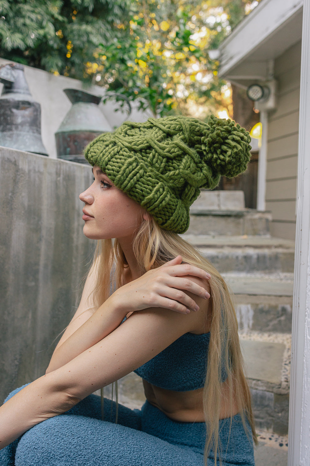 Oversized Chunky Knit Pom BeanieLooking for a winter fashion accessory that is both cute and fun? Check out our Oversized Chunky Knit Pom Beanie.This beanie is sure to keep you warm and stylish allPeriwinkle AetherPeriwinkle AetherOversized Chunky Knit Pom BeanieOversized Chunky Knit Pom BeanieAccessoriesEzzyclick